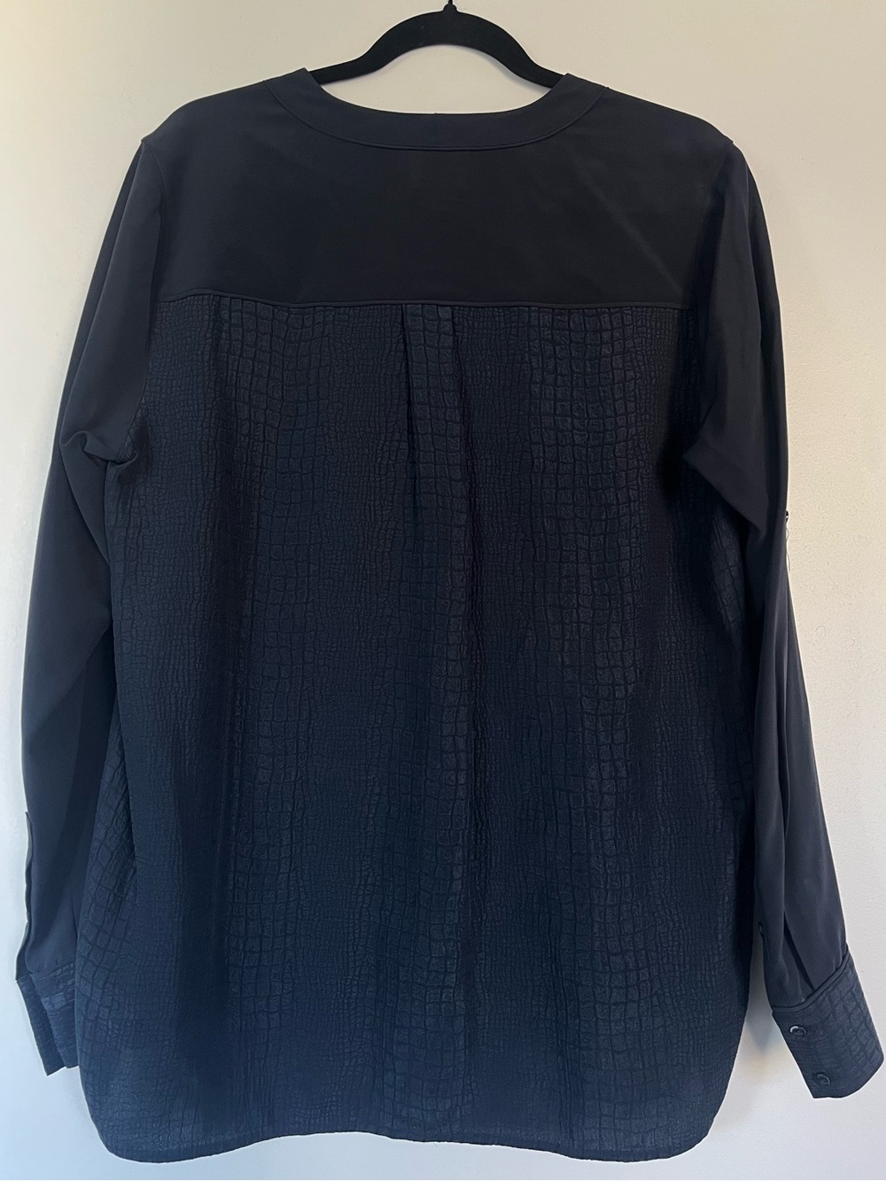 Vince Textured dark Navy Button Front Blouse - Picture 3 of 5